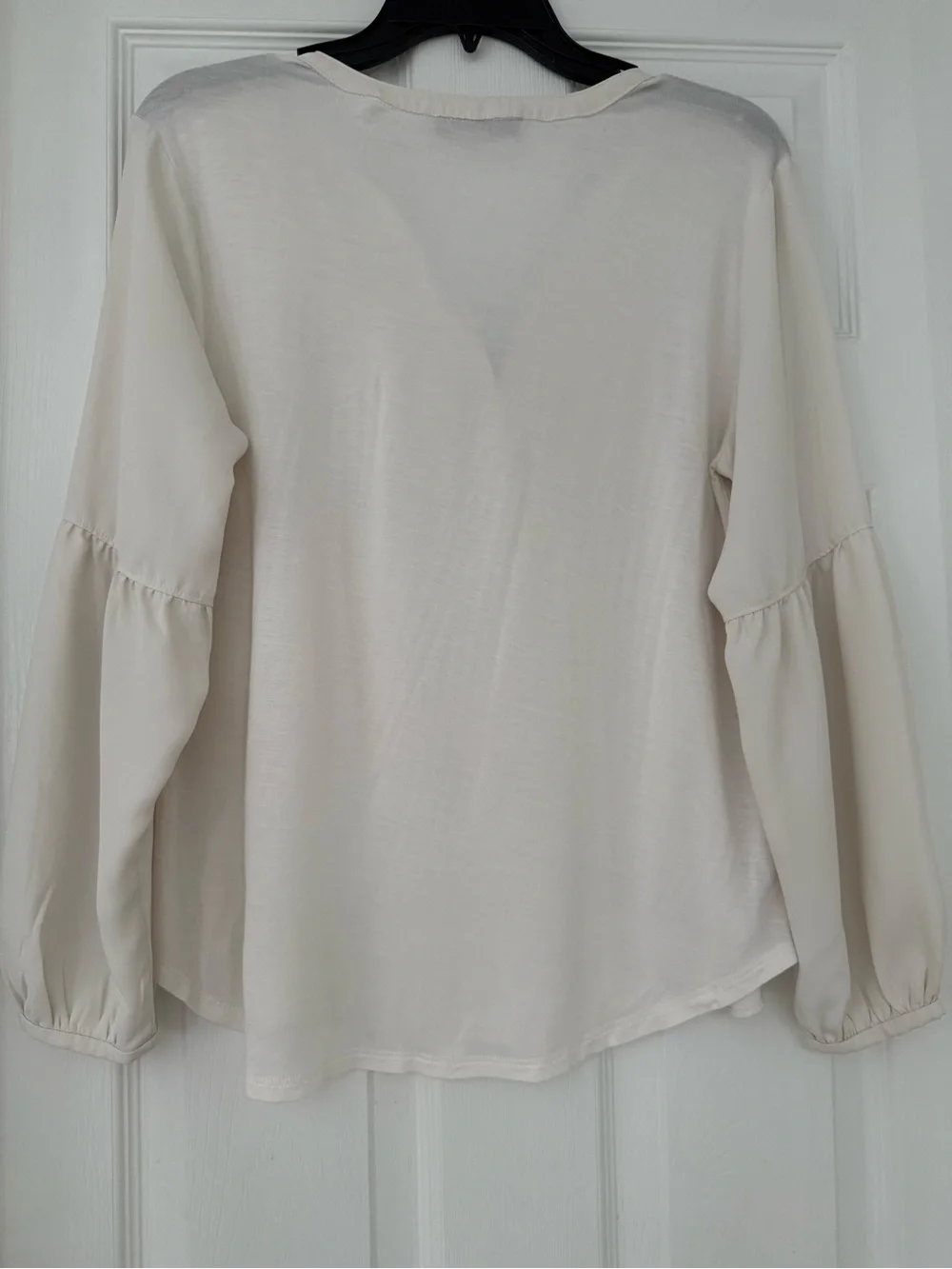 LOFT Cream Puff-Sleeve Split-Neck Blouse
